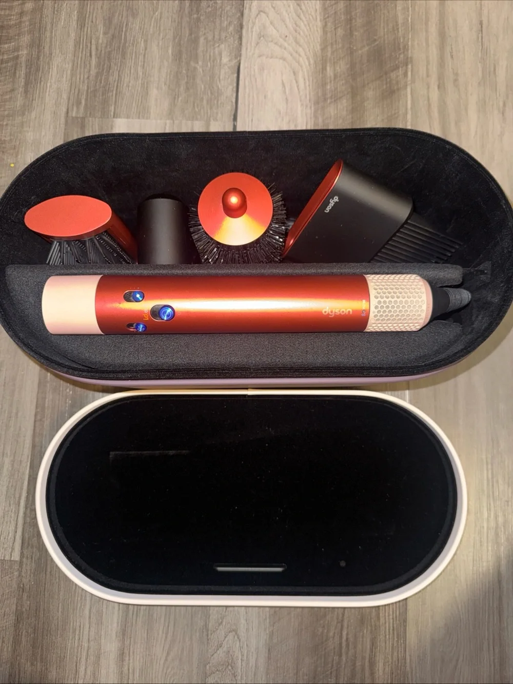 Dyson Airwrap i.d. multi-styler strawberry bronze/ blush pink used with case